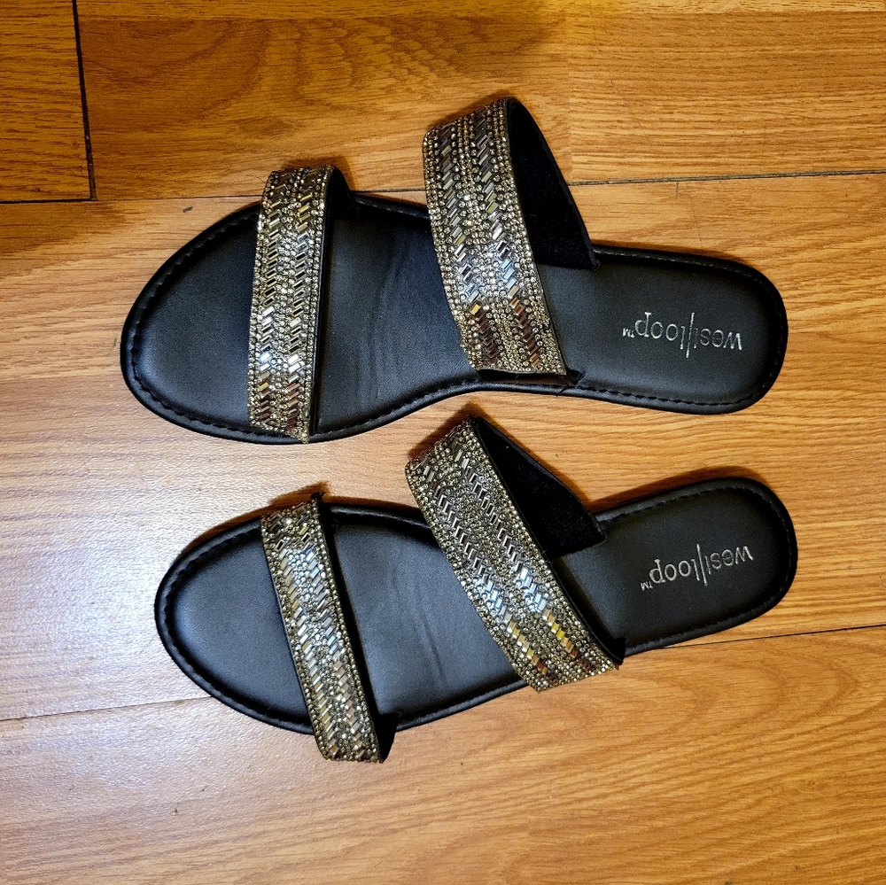 Shoe